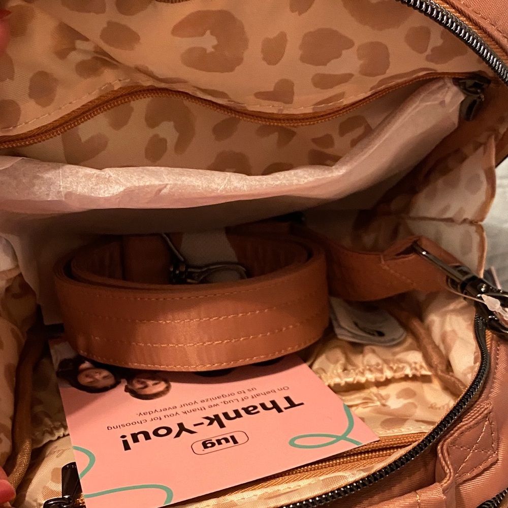 Lug Skeeter Bridge Quilted Crossbody Bag Chai Latte NWT - Picture 3 of 7